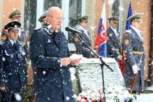 Spomienka na pamiatku hrdinov 2. svetovej vojny v obci Senohrad a v Centre vcviku Le